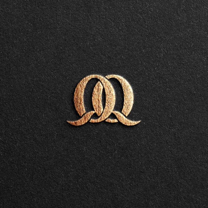 Logo designed by the letter QQ