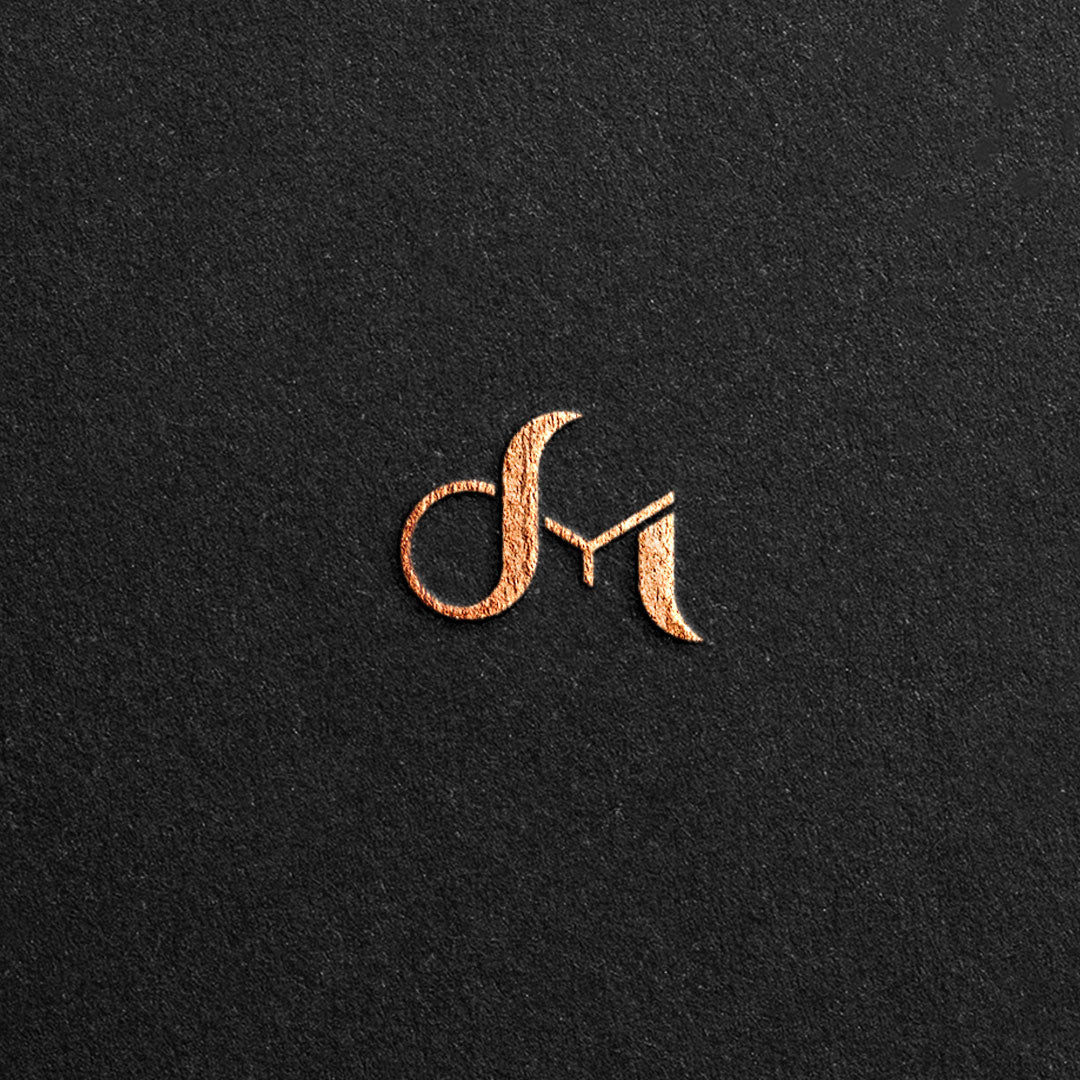 Logo conçu par les lettres S et Y et M